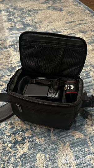 Зеркальный фотоаппарат canon EOS 650D