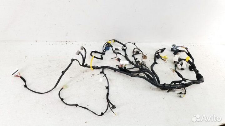 Проводка моторного отсека Kia Rio 4 X-line