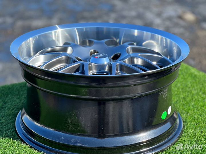 Разноширокие диски XXR 526 r18 8.5/9.5j 5x114.3