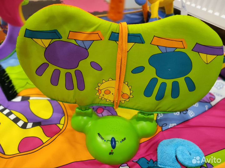 Развивающий детский коврик Tiny Love