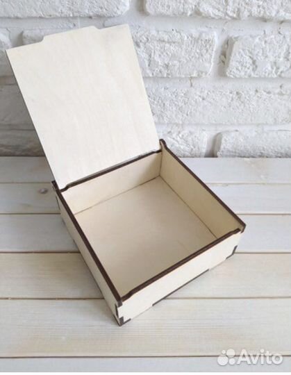 Подарочная упаковка деревянная