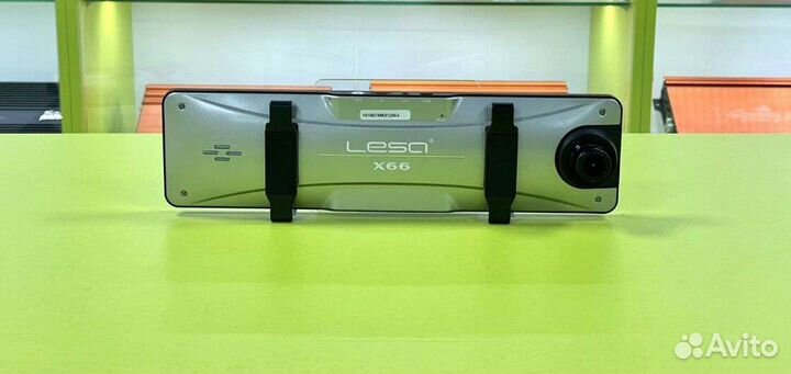 Регистратор Lesa T17 полный экран