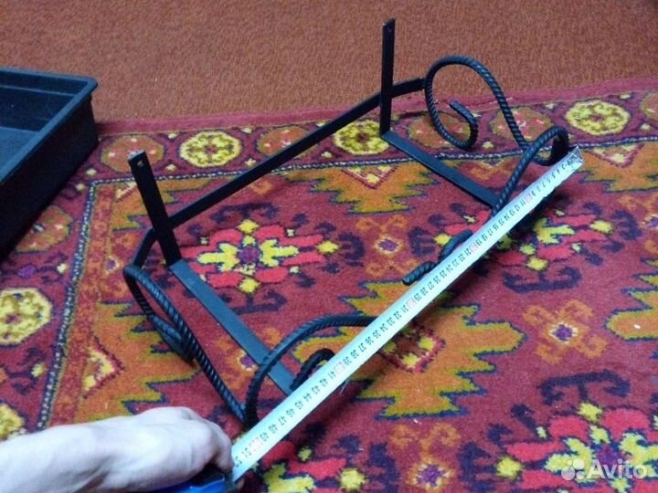 Подставка для цветов, настенная,кашпо