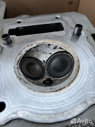 Головка клапанов с поршневой 172fmm, карб pe30