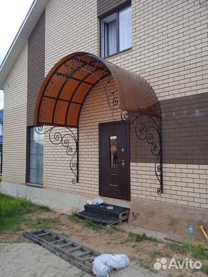 Кованый козырек