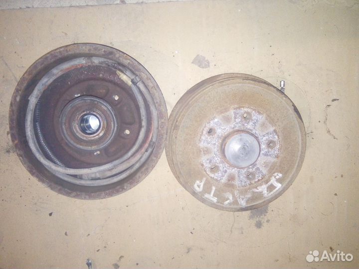 Барабаны задние Рено Дастер 1,6