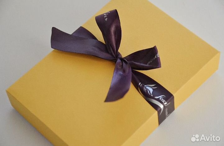 Подарки для девушек и женщин на 8 марта