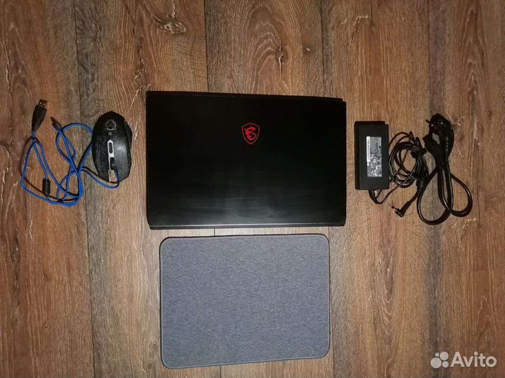 Ноутбук MSI ms-17f6