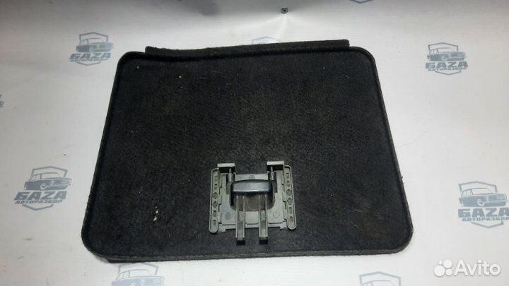 Обшивка багажника левая Audi A8 D2 AUW 1999