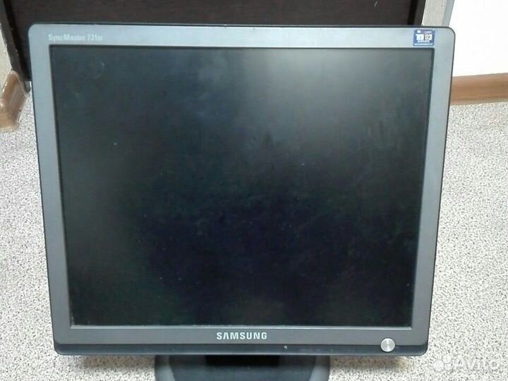 Монитор samsung