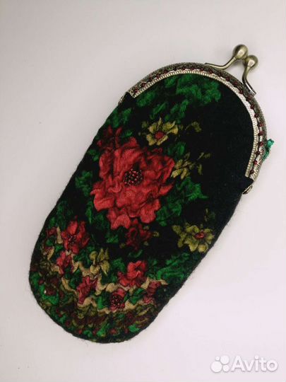 Очечники валяные на фермуаре. Ручная работа