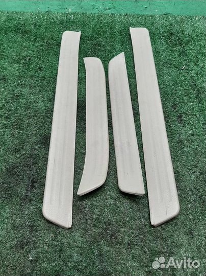 Накладка порога внутри Lexus RX300 (MCU35) 2004