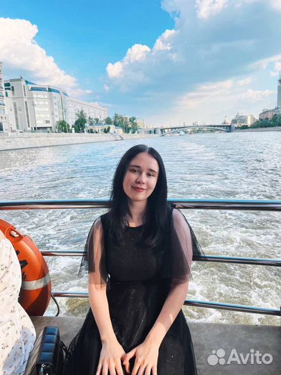 Оператор колл центра
