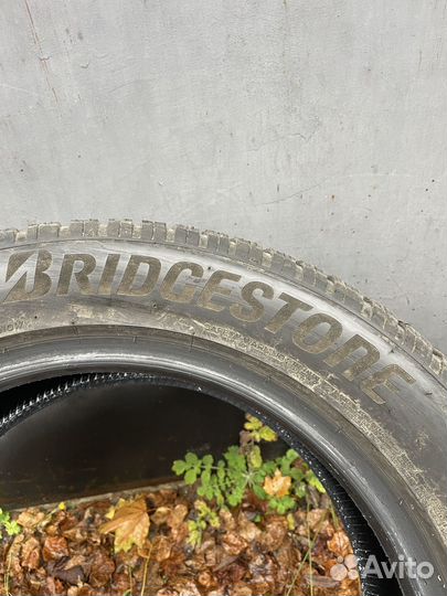 Bridgestone Blizzak LM-005 265/50 R19