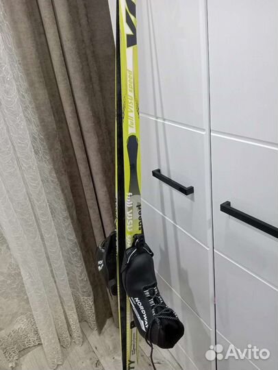 Беговые лыжи