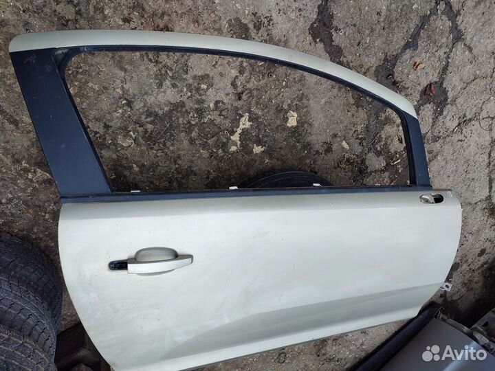Opel Corsa D дверь правая