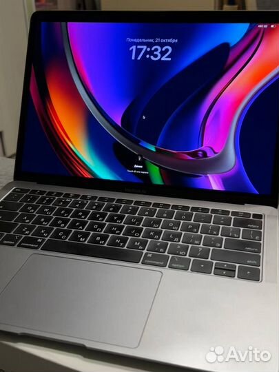 Apple MacBook Air 13 2019, 256 гб, 8GB