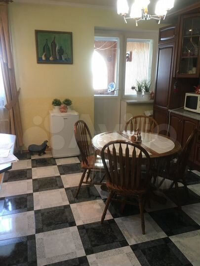 4-к. квартира, 160 м², 2/10 эт.