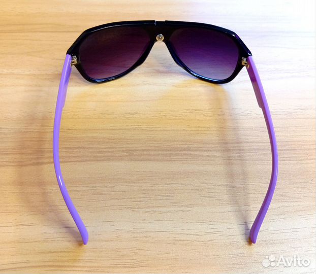 Очки солнцезащитные