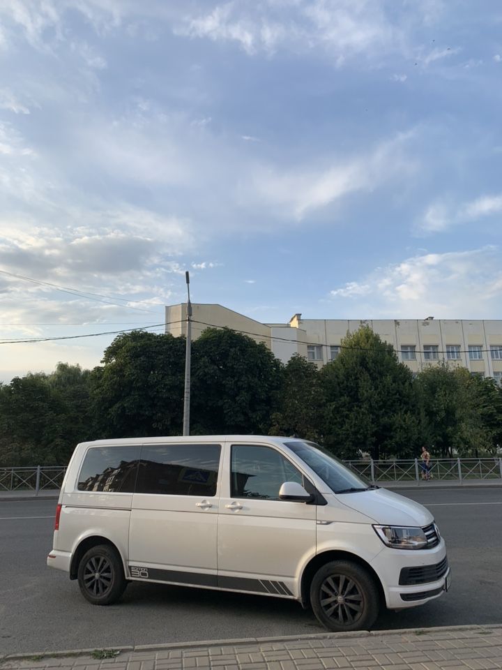 Volkswagen Caravelle: фото владельца