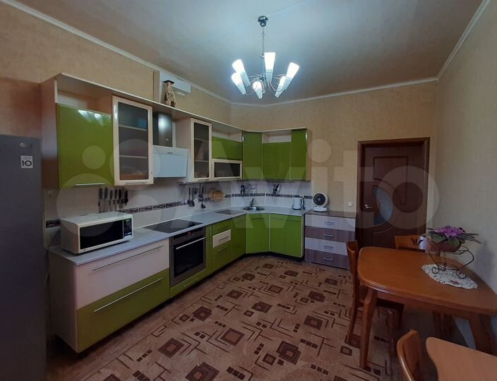 2-к. квартира, 80 м², 6/7 эт.