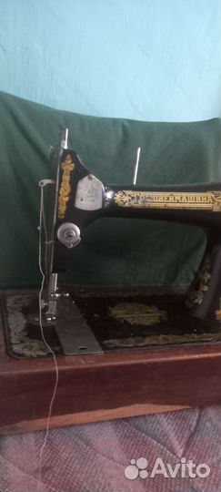 Швейная машина Singer