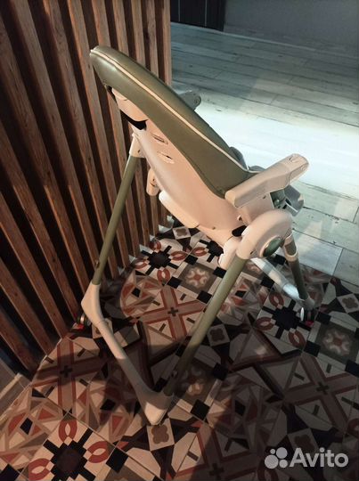 Стульчик для кормления peg perego