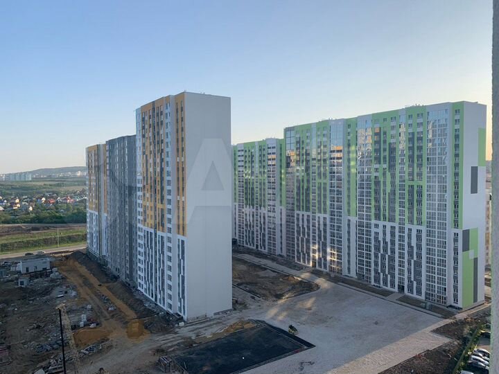 3-к. квартира, 93,5 м², 13/22 эт.