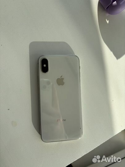 iPhone X, 64 ГБ