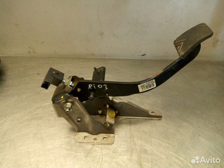 Педаль сцепления Kia Rio 3 UB G4FC 2013