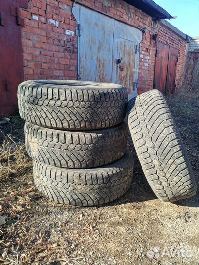 Continental ContiIceContact 4x4 225/65 R17 110