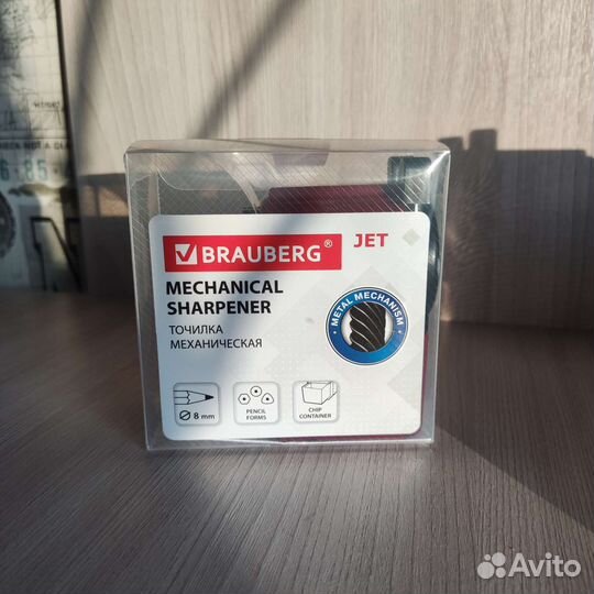 Новая механическая точилка