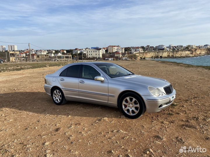 Mercedes-Benz C-класс 2.7 МТ, 2003, 401 400 км