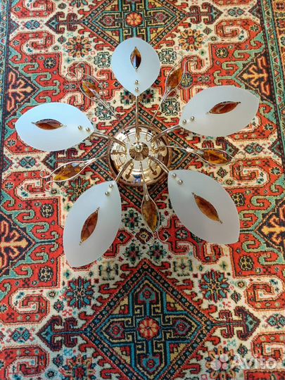 Люстра потолочная