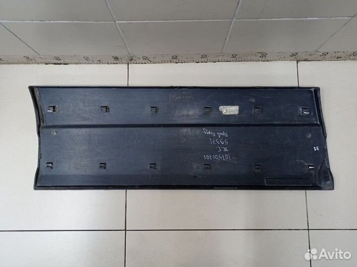 Молдинг двери передний правый Chevrolet Niva