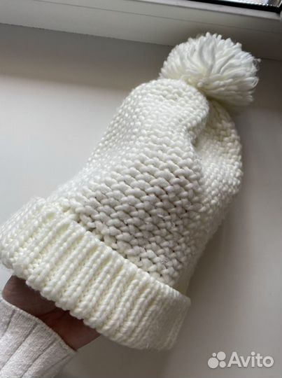 Шапка с помпошкой