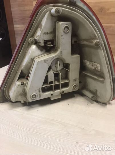 Фонарь задний мерседес mercedes w202