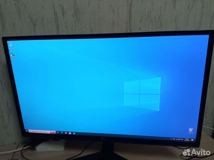 Монитор LG