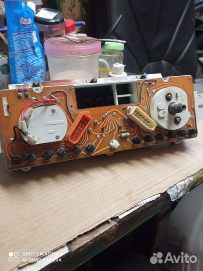 Комбинация приборов. (Щиток приборов) Нива 21213