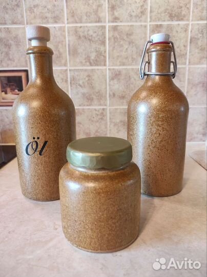 Каменно-керамические бутылки для масла, вина