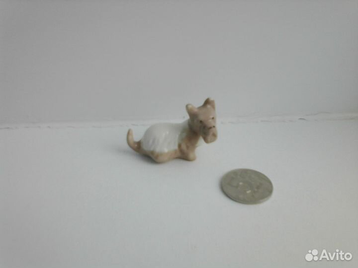 Фарфоровая статуэтка Маленький пёсик, лфз