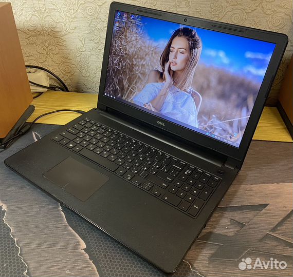 Ноутбук Dell inspiron 15