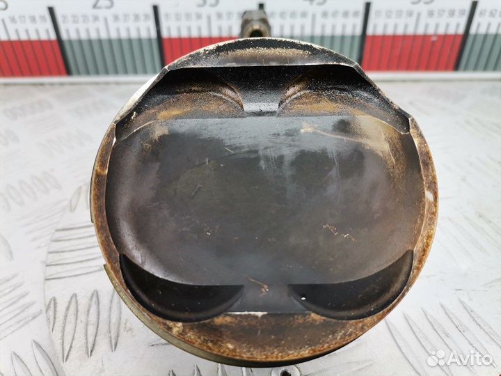 Поршень с шатуном для Maserati Quattroporte 5