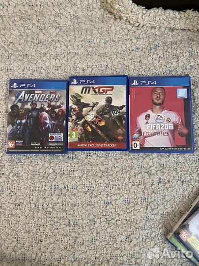 Игровая приставка ps4