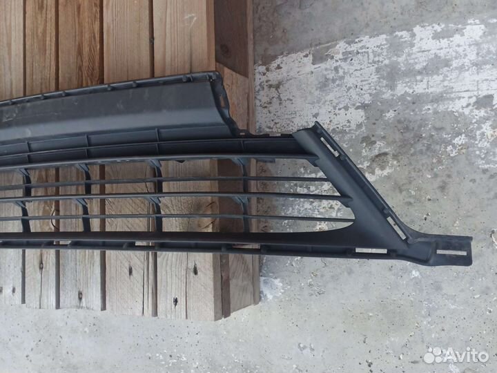 Решётка перед бампера Rav 4, 2015-18, оригинал б/у