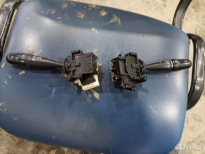 Под рулевой переключатель Toyota Corolla 120 00-06