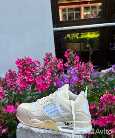 Nike air jordan 4 off white