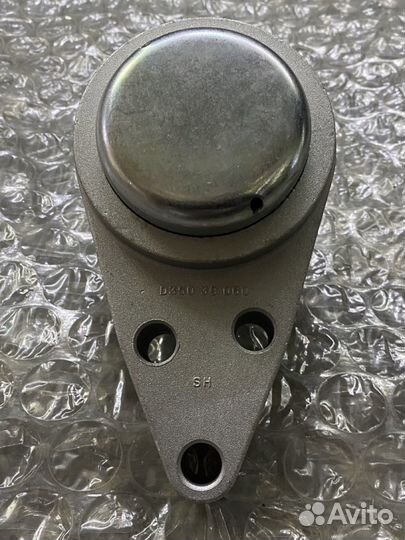 Подушка двигателя D35039060D