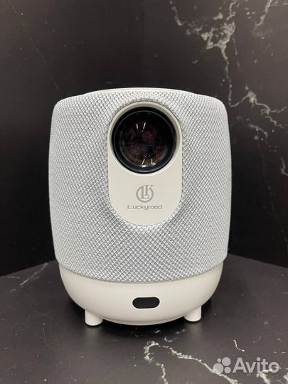 Проектор M20