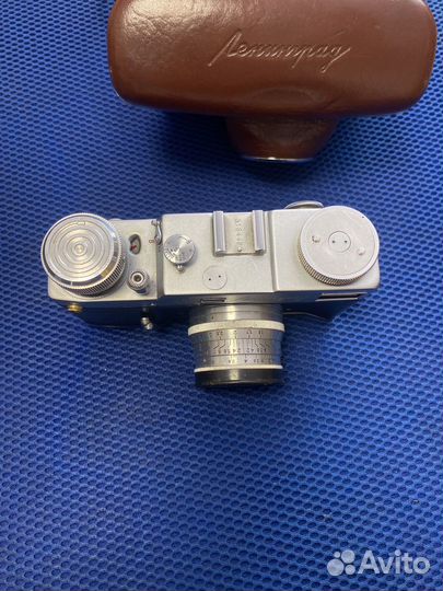 Плёночный фотоаппарат Ленинград